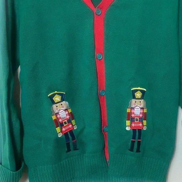 Kite Strings Boys V-Neck Cardigan. Green and Red. Size 14/16 NWOT. - Picture 4 of 6